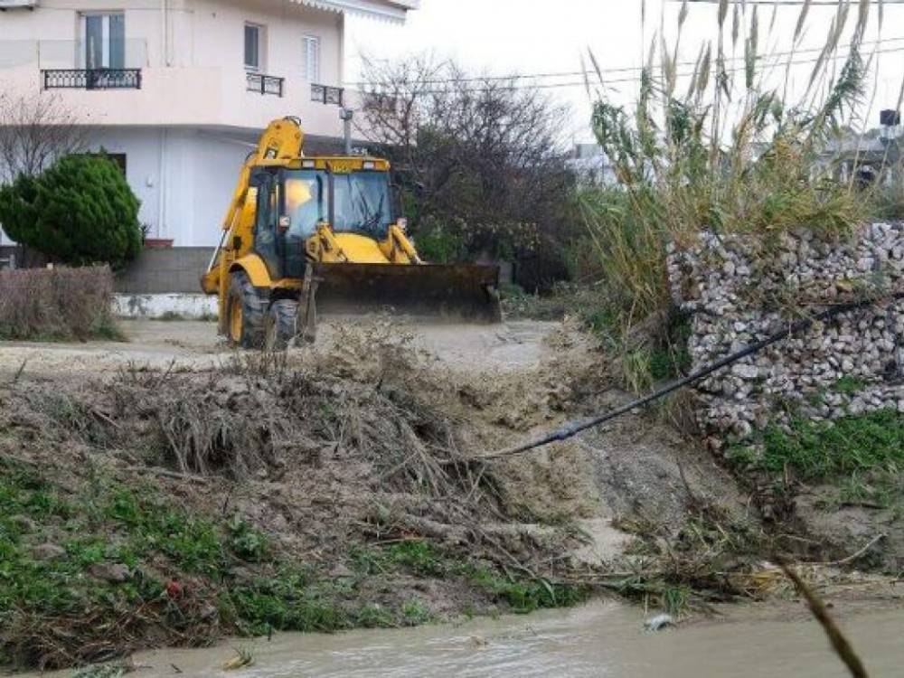 Крит накрыли мощные наводнения