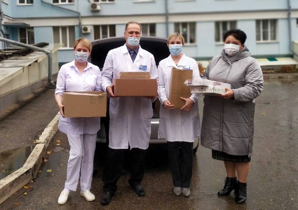 Елена Митина поддержала медицинских работников, работающих в «красной зоне»