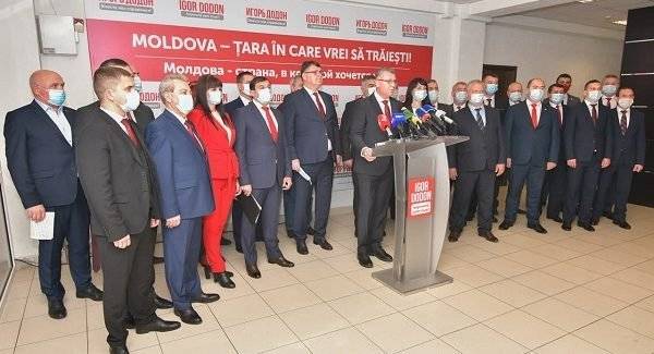Молдова за Додона: более 20 председателей и 400 мэров заявили о поддержке Игоря Додона