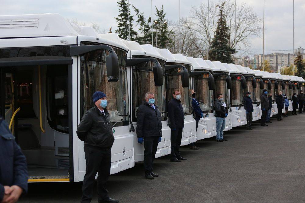 В ближайшее время на городские маршруты в Липецке выйдут 32 новых автобуса