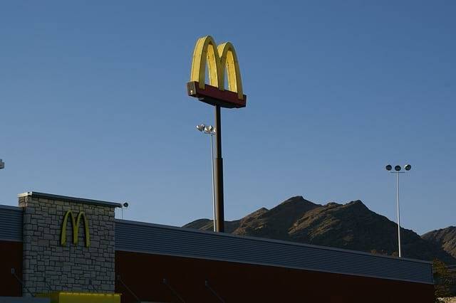 McDonalds задумался о выпуске искусственного бургера McPlant - Cursorinfo: главные новости Израиля