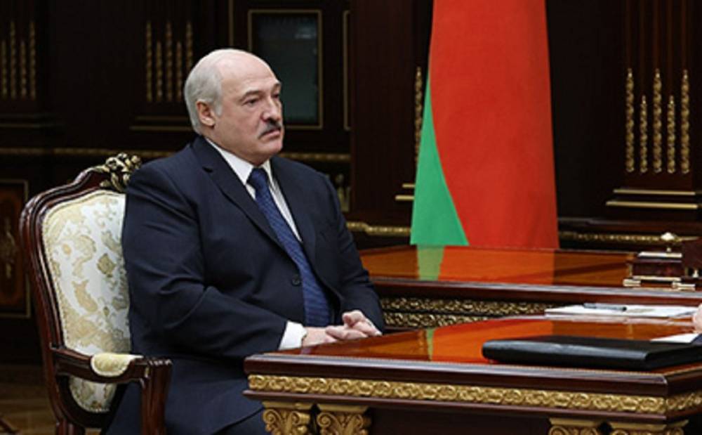 Лукашенко пригрозил частным предприятиям закрытием: что он требует