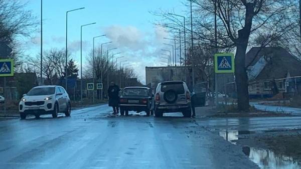 В Соль-Илецке столкнулись «Нива» и ВАЗ-2107
