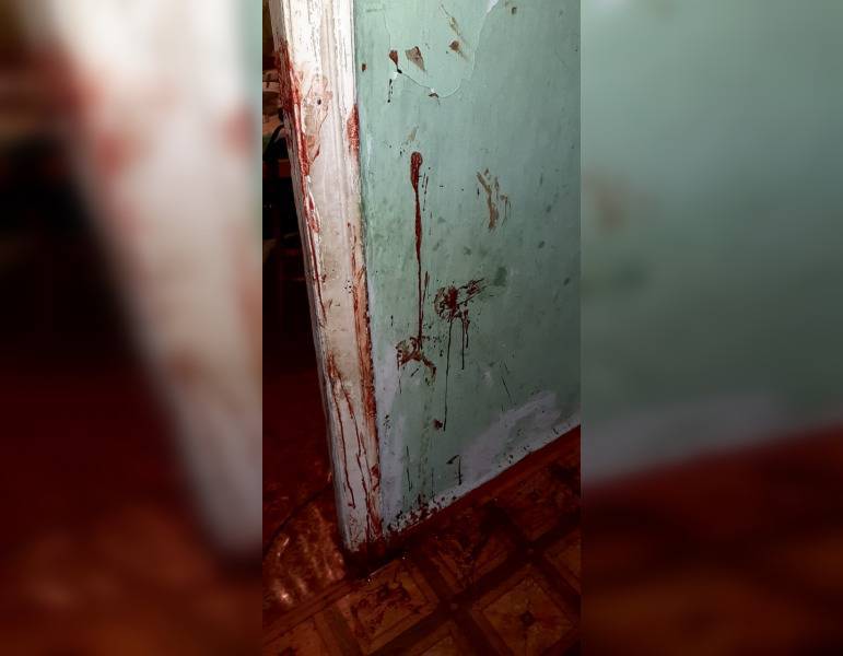 Хотел разбудить: в Башкирии мужчина напал с ножом на своего соседа