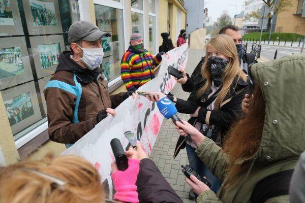 В Польше прошел митинг, посвященный гибели 16-летнего казахстанца