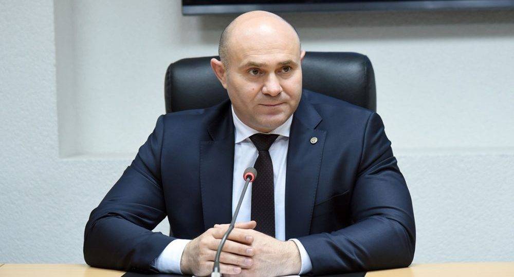 Молдавские депутаты выдвинут вотум недоверия главе МВД