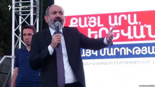Правящий в Армении блок предложил оппозии найти альтернативу миротворцам
