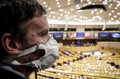 Коронавирус добрался до Европарламента: выявили сотни случаев заражения