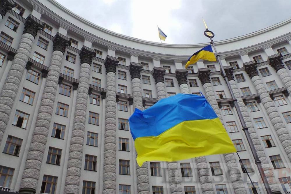 Трое министров выступили против введения "карантина выходного дня" в Украине, – СМИ