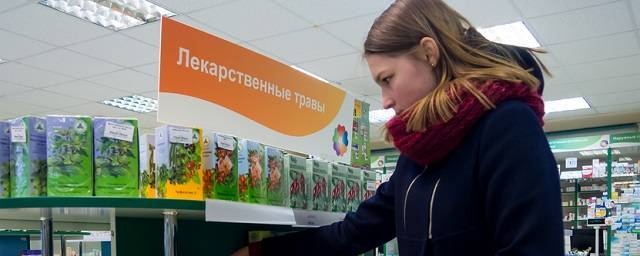 Песков: Дефицит лекарств от COVID-19 в России недопустим