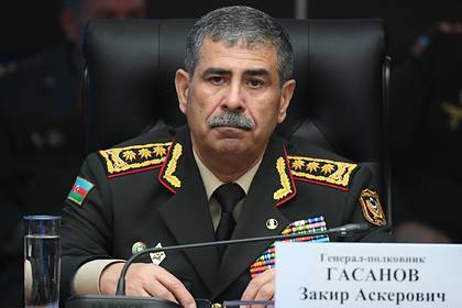 Министр обороны Азербайджана встретился с командующим российскими миротворцами