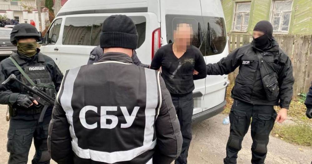 СБУ задержала "смотрящего" за Харьковской областью, которого искала почти 4 года