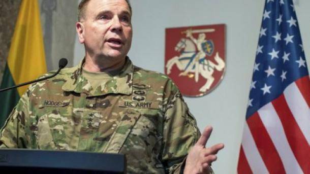 Украина ни в коем случае не должна подавать воду в оккупированный Крым, - генерал-лейтенант ВС США Ходжес