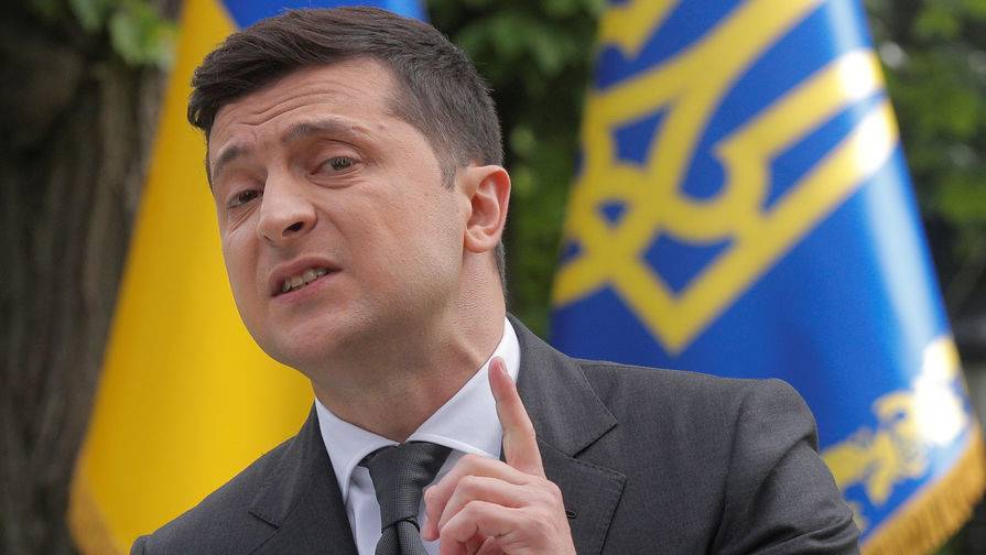 Зеленский пообещал ежедневно рассказывать о новостях Украины