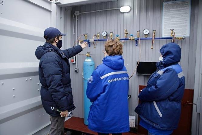Уральские бизнесмены купили для «красных зон» больниц кислородные концентраторы на ₽4 млн