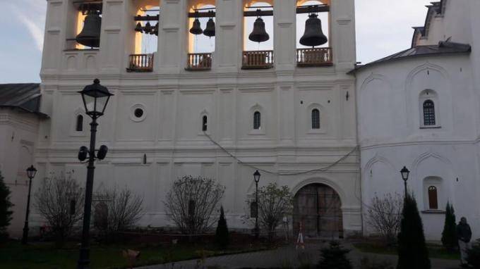 Колокольня главного монастыря Ленобласти отреставрирована