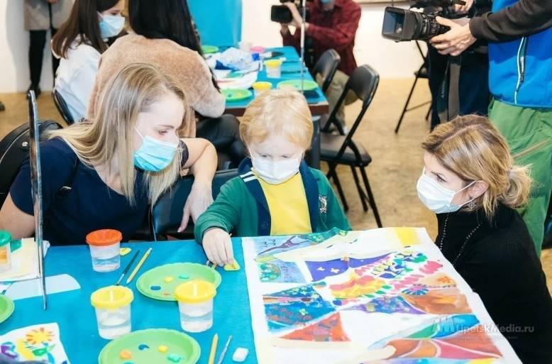 Юные художники поддержат детей Благотворительного марафона «Вместе делаем добро»