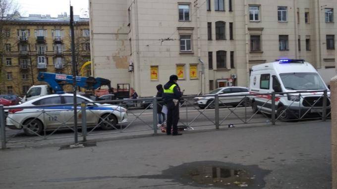 Машина сбила ребенка на велосипеде на улице Бабушкина