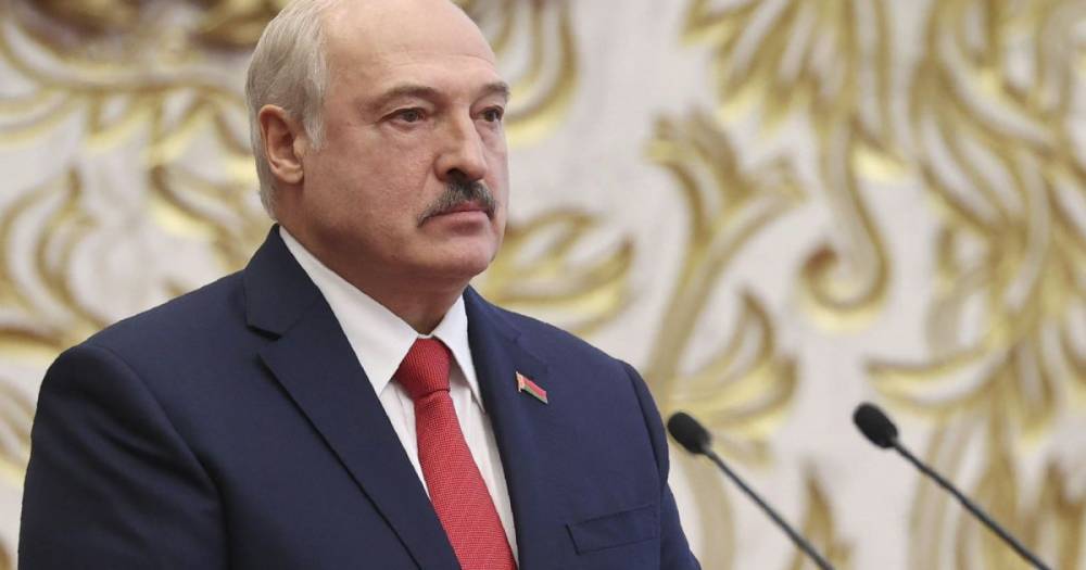 Лукашенко о событиях последних месяцев в Беларуси: Никакой революцией здесь не пахнет