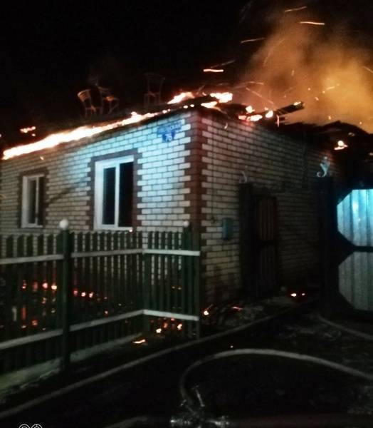 В Челябинской области на пожаре погибли четыре человека, в том числе ребенок
