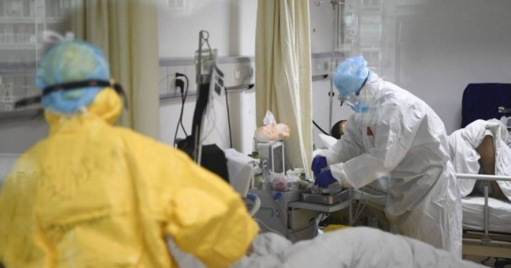 Статистика коронавируса в Украине на 15 ноября: более 10 тысяч новых случаев за сутки