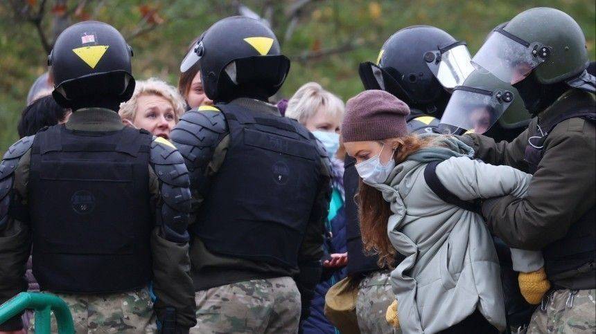 Российских журналистов задержали в ходе протестов в Минске