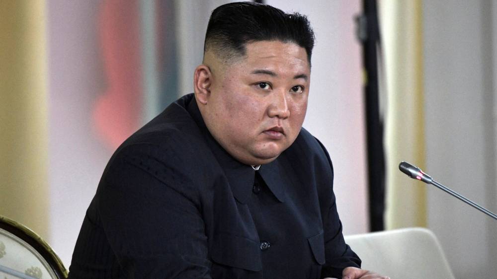 Ким Чен Ын появился на публике впервые после длительного отсутствия