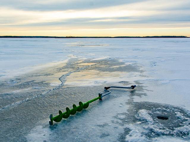 На Южном Урале нашли вмерзшее в лед тело рыбака