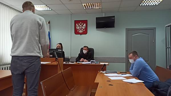 Свидетель по делу Васильева, устроившего смертельное ДТП в Екатеринбурге, в суде разошелся в показаниях с самим собой