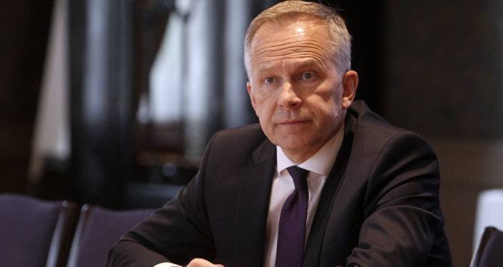 Более 150 тысяч евро: бывший президент Банка Латвии отсудил зарплату за год