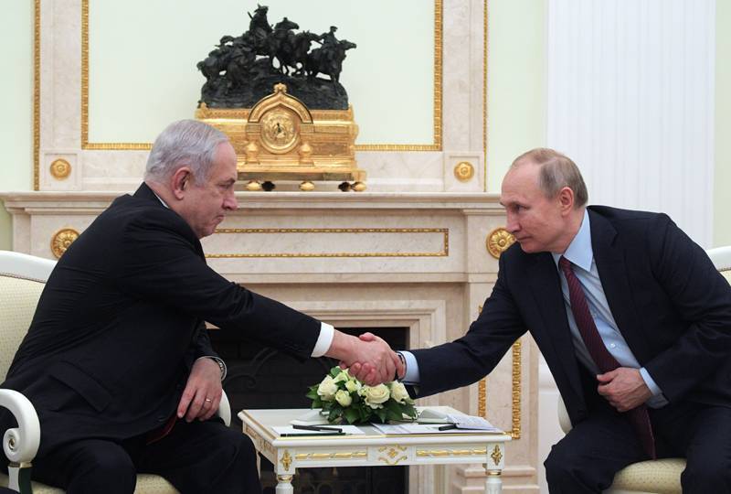 Путин обсудил с Нетаньяху производство российской вакцины в Израиле