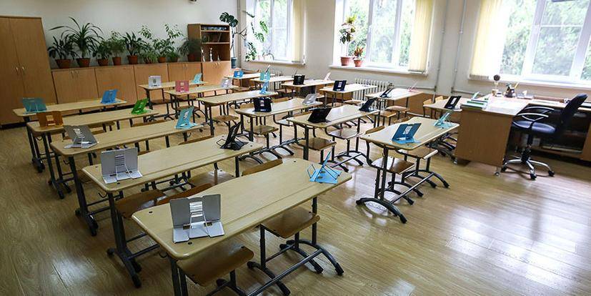 Собянин продлил дистанционное обучение для московских школьников