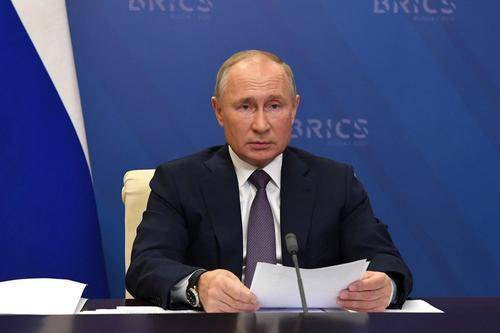 Путин заявил о соблюдении договоренностей в Нагорном Карабахе