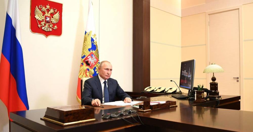 Путин назвал неожиданным отказ Пашиняна от прекращения боев в Карабахе