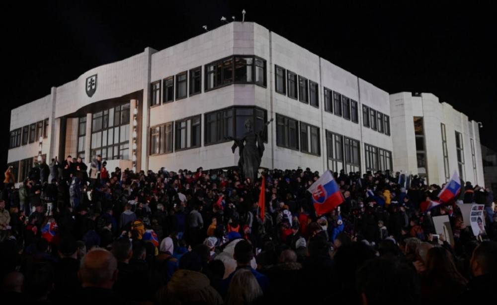 В Словакии прошли протесты против карантина