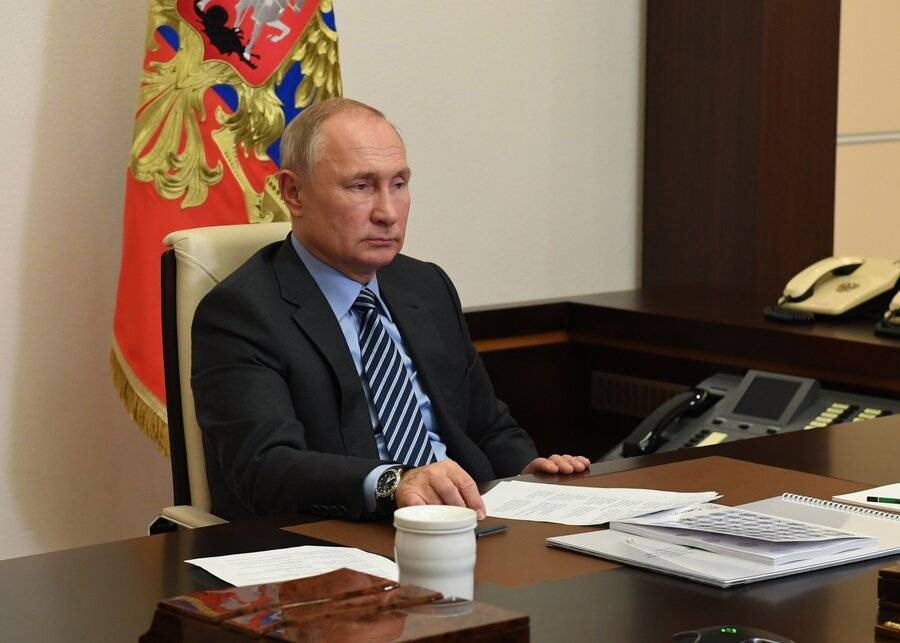 Путин заявил об упущенном шансе прекратить бои в Карабахе в октябре