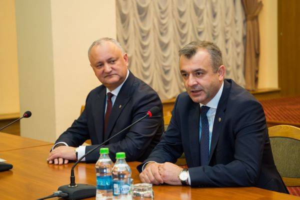 Премьер Молдавии видит своим преемником Додона