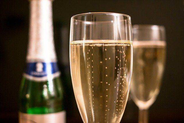 В России продажи шампанского с начала года выросли на 8,5%