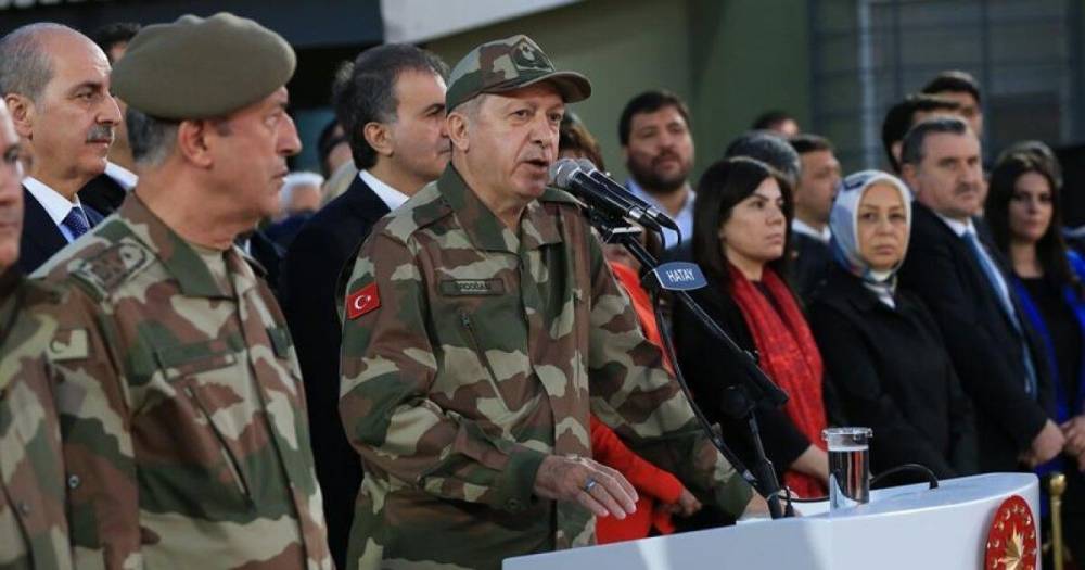 Эрдоган подписал закон об отправке турецкой армии в Азербайджан
