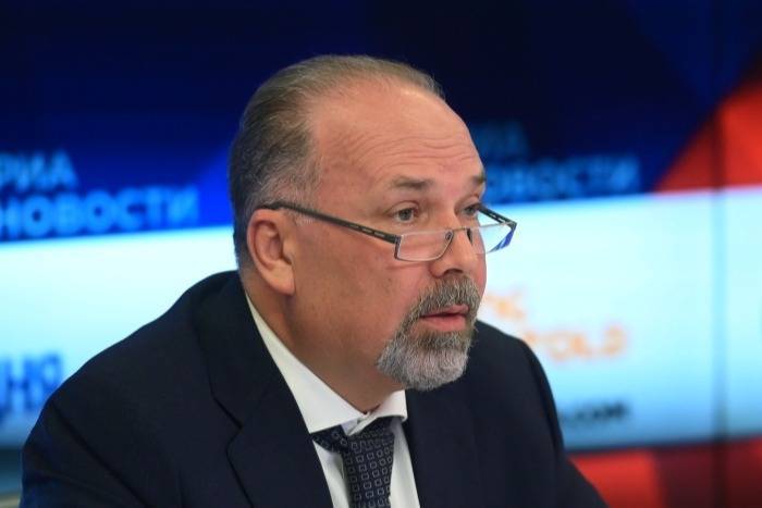 Экс-губернатору Михаилу Меню предъявлено обвинение в растрате 700 млн руб. из бюджета - СКР