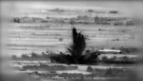 Видео: ЦАХАЛ уничтожает иранские объекты в Сирии в ответ на попытку теракта
