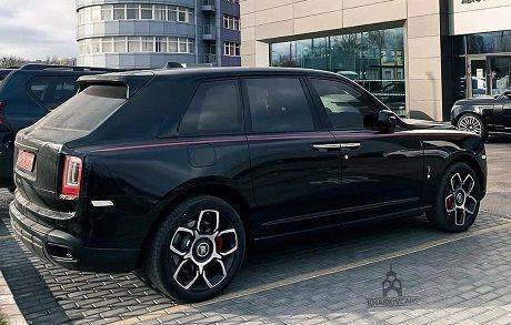 В Харькове заметили роскошный Rolls-Royce (ФОТО)