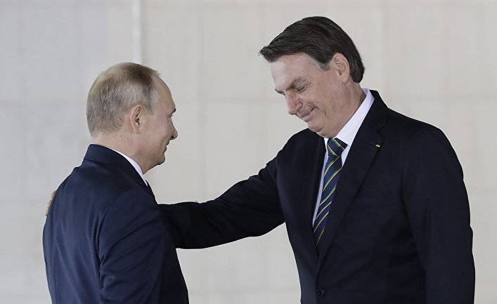 Yle (Финляндия): Путин оценил мужественность своего бразильского коллеги — в соцсетях шутят о «бромансе» президентов