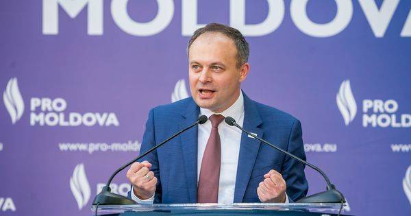 Ультиматум премьеру Молдавии: Отставка или вотум недоверия