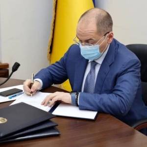 Степанов сообщил, кого в Украине первыми вакцинируют от коронавируса