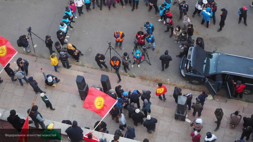 МИД Киргизии сообщил об иностранном влиянии на протесты в республике