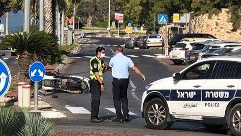 Два ДТП за 15 минут: в Хайфе погиб полицейский, в Иерусалиме мальчик разбил голову