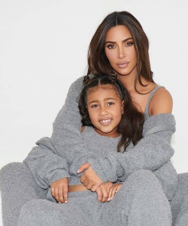 Ким Кардашьян и ее дочь Норт снялись для новой рекламной кампании Skims