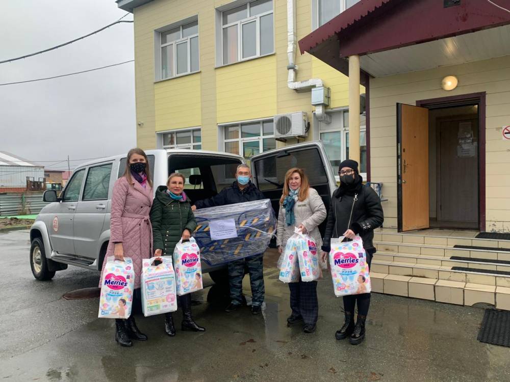 Южно-сахалинские общественницы навестили подопечных из Дома ребенка