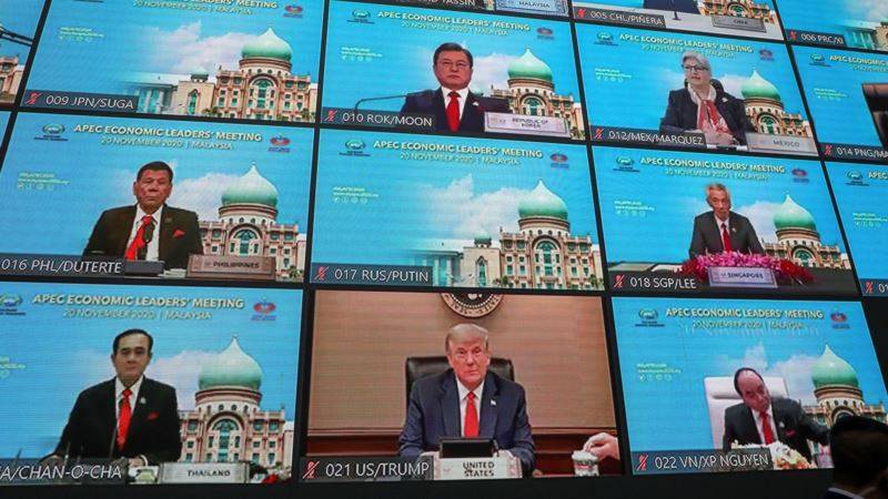 Дональд Трамп и Си Цзиньпин принимают участие в виртуальном саммите лидеров АТЭС